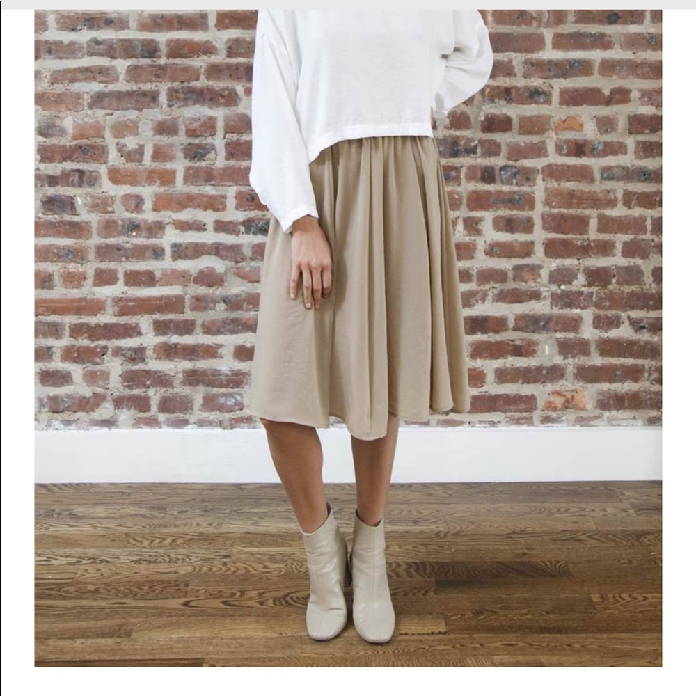 MIMU Maxi “peek skirt” silky tan: SMALL